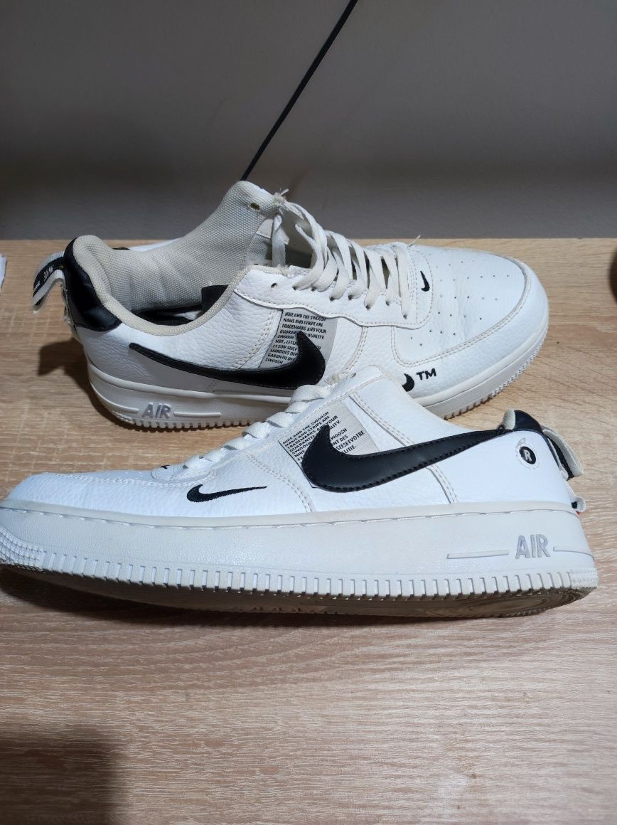 Nike Air Force 1 LV8 UTILITY