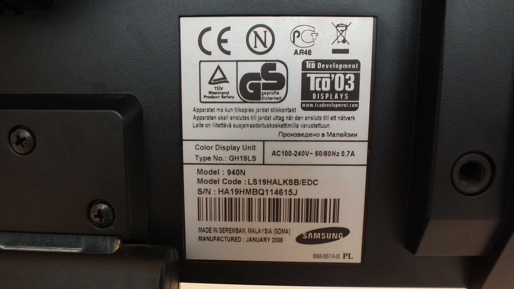 Monitor Samsung 940N, LCD, 19 inch, monitor Yakumo TFT 17 XJ, 17 inch