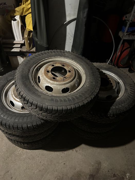 Шины колеса готовые зима новые