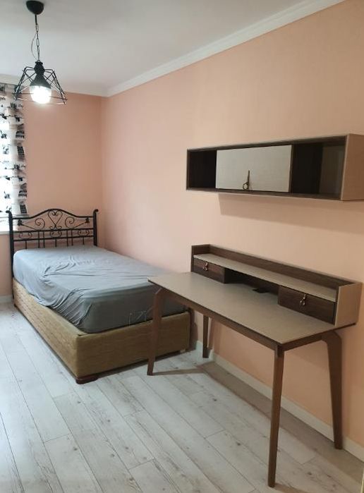 Дава се под наем Тристаен апартамент в Пловдив, Кършияка - 97 кв.м за 600 € - Снимка #6