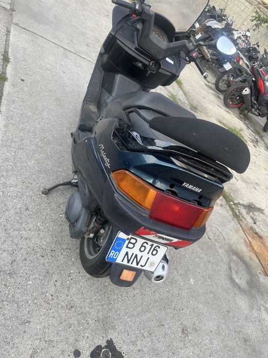 Yamaha majesty 250