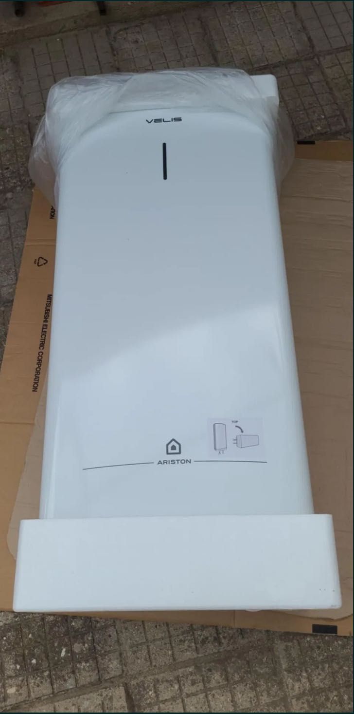 Бойлер ARISTON VELIS pro 80l