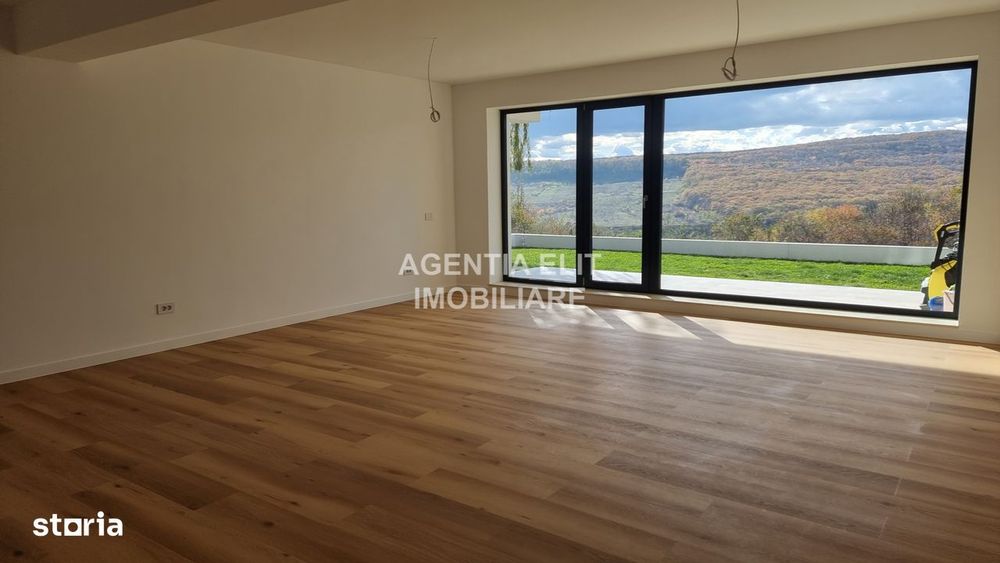 Apartament 3 camere, bloc tip vila, bloc nou