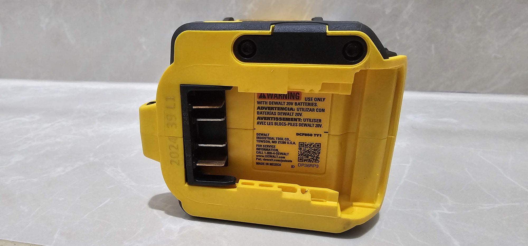 Dewalt DCF860 ultimul model