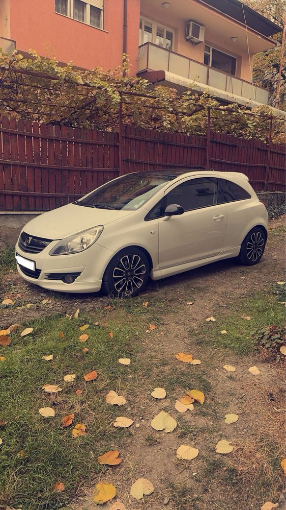 Opel Corsa OPC LINE