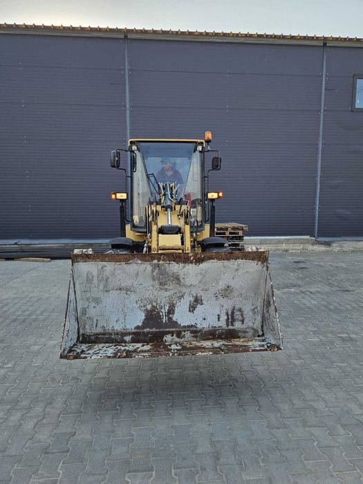 Caterpillar 906 - Incarcator Frontal