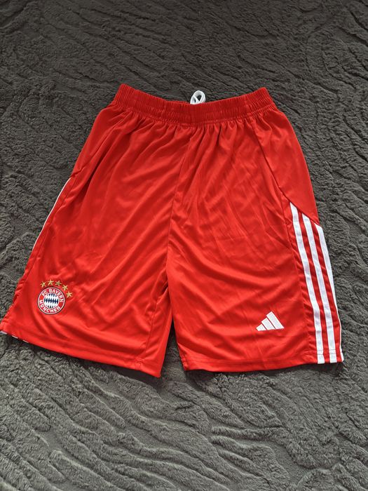 Set Bayern Munchen rosu