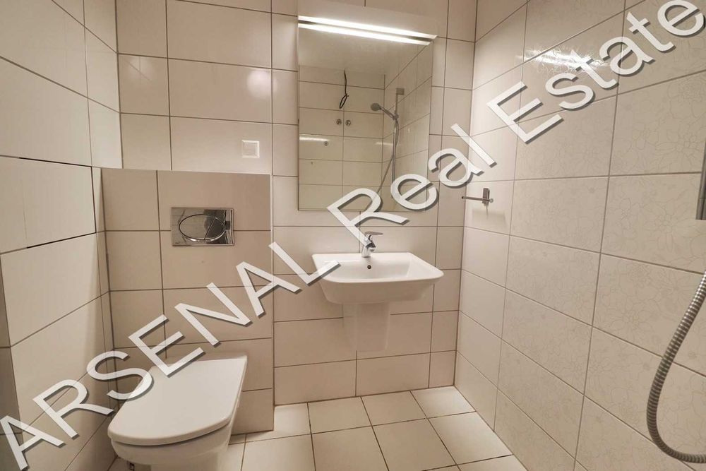 Дава се под наем Тристаен апартамент в София, Студентски град - 117 кв.м за 700 € - Снимка #7