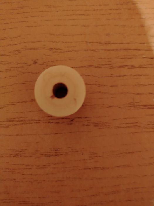 Шпулька от швейной машины