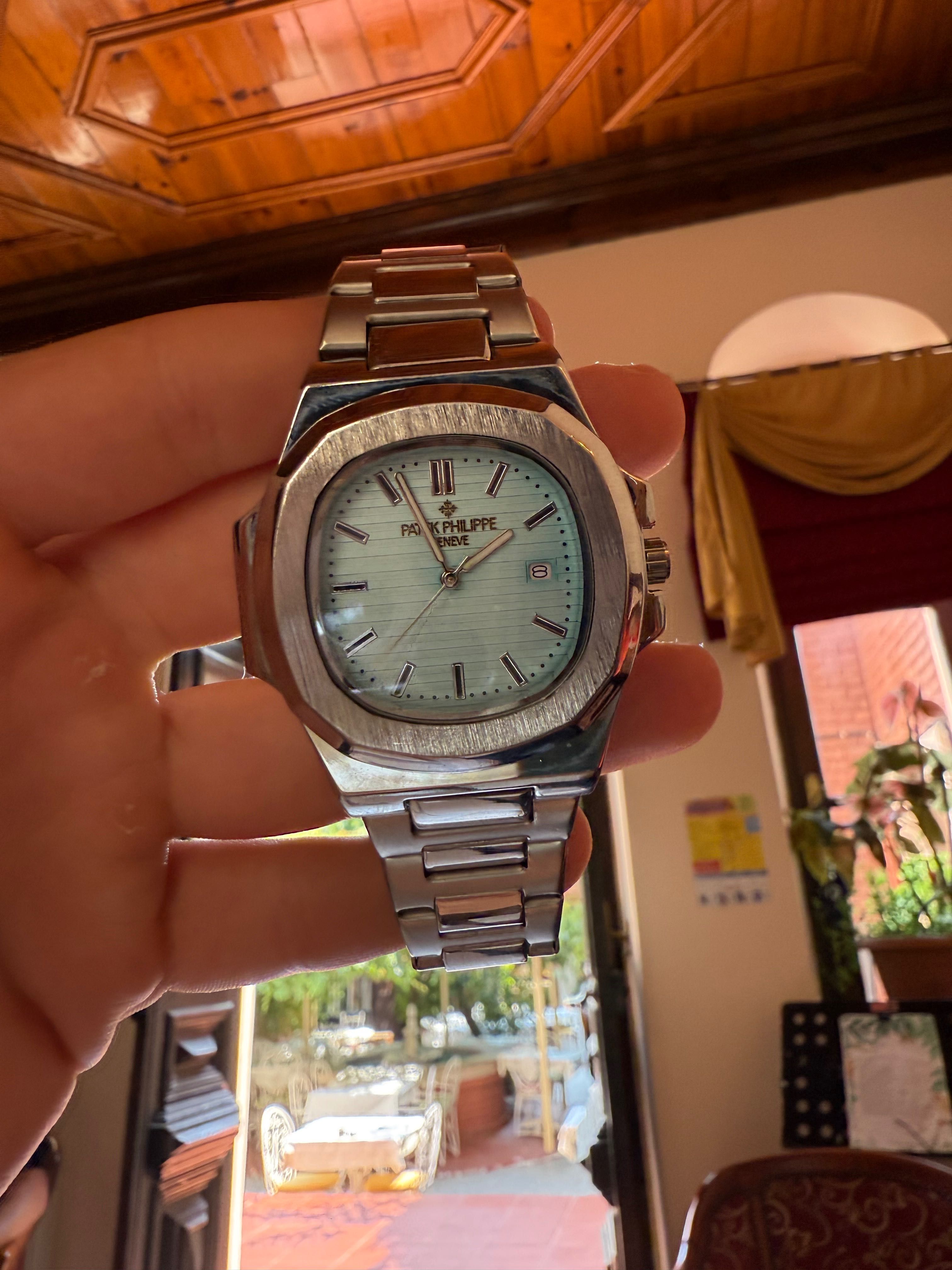 Часовник Patek philipe nautilus