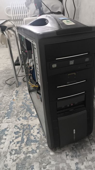 Продается компьютер с полной комплектации