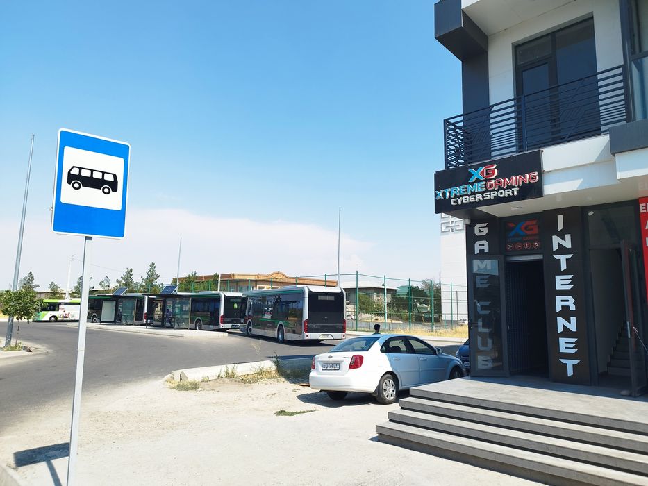 Продам готовый компьютерный клуб возле станции метро и конечки автобус