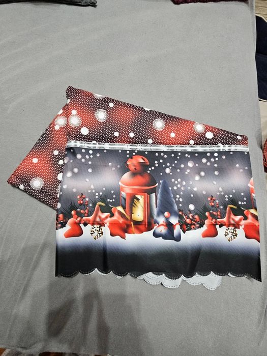 Коледни покривки 150/180см