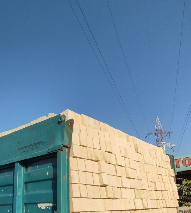 Tayor ortilgan ĝisht bor zilda va kamazda Oxangaron ĝisht xalol