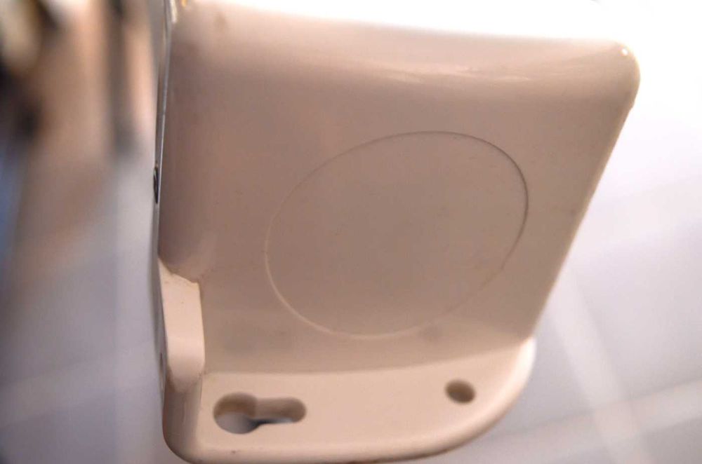 vand ecran videoproiector hitachi