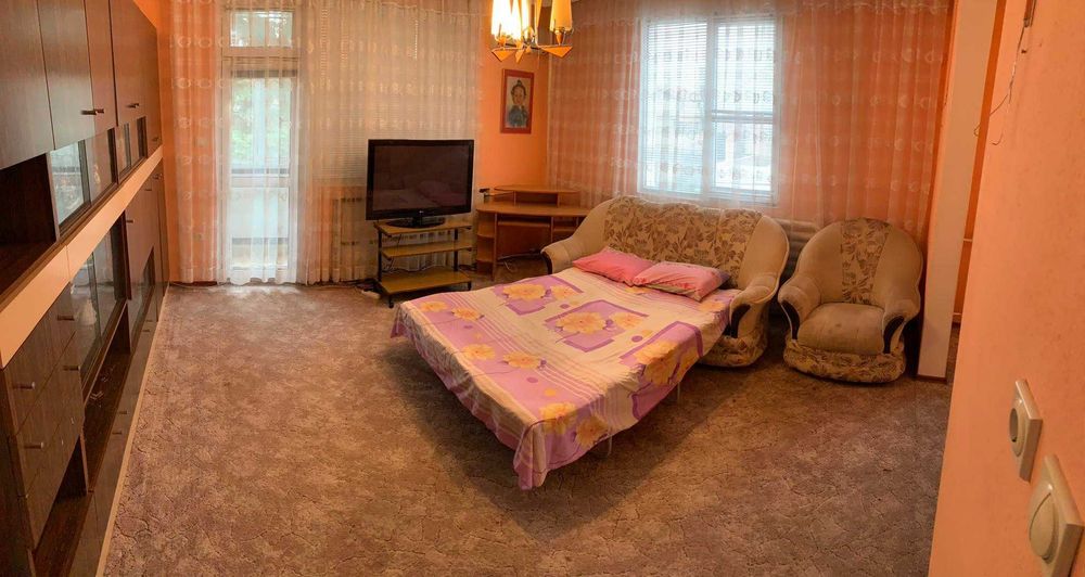 Дава се под наем Двустаен апартамент в Бургас, Сарафово - 70 кв.м за 250 € - Снимка #1
