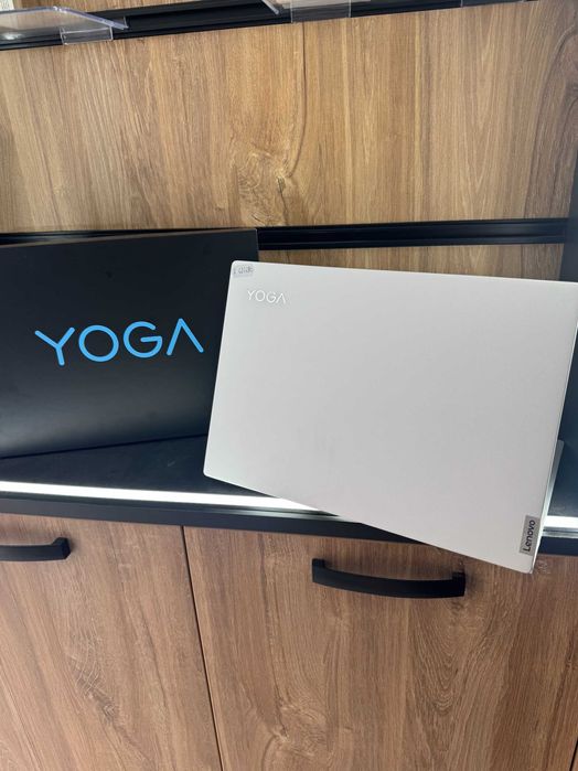 Garantie 24 Luni Lenovo Yoga Slim i5-11320H/512GB SSD/16GB RAM Cashbox