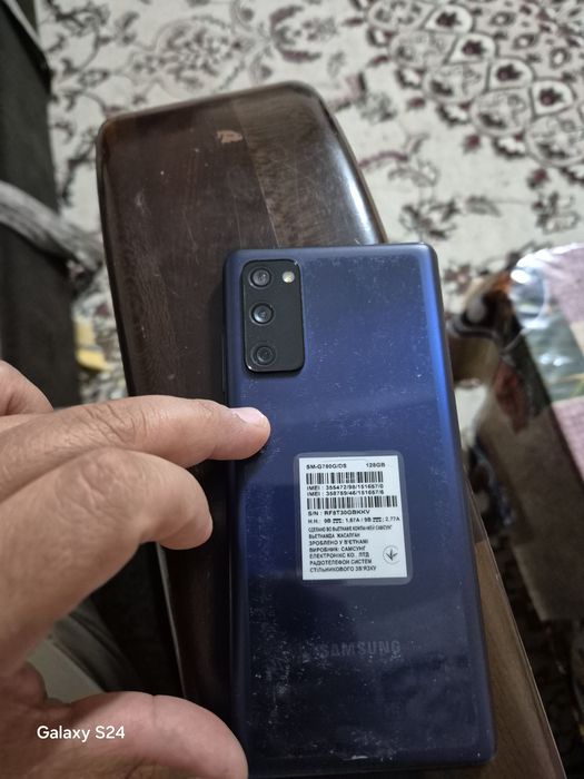 Самсунг с 20 FE сотилади