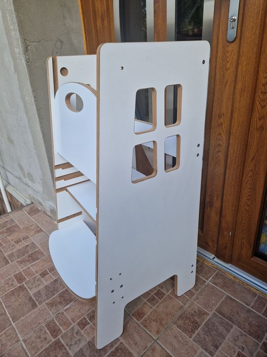 Turn de învățare Montessori din lemn - alb