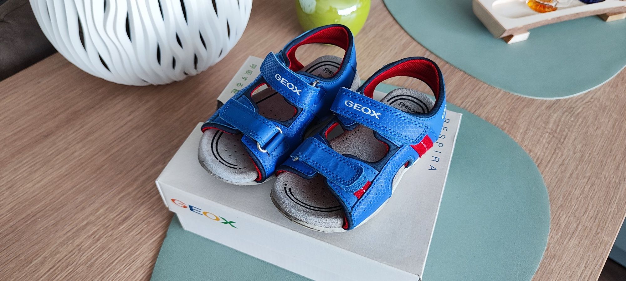 Детски сандалки Geox