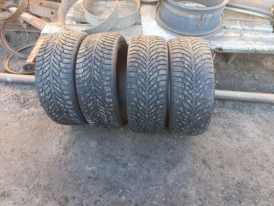 Шины Nokian 215/50/17