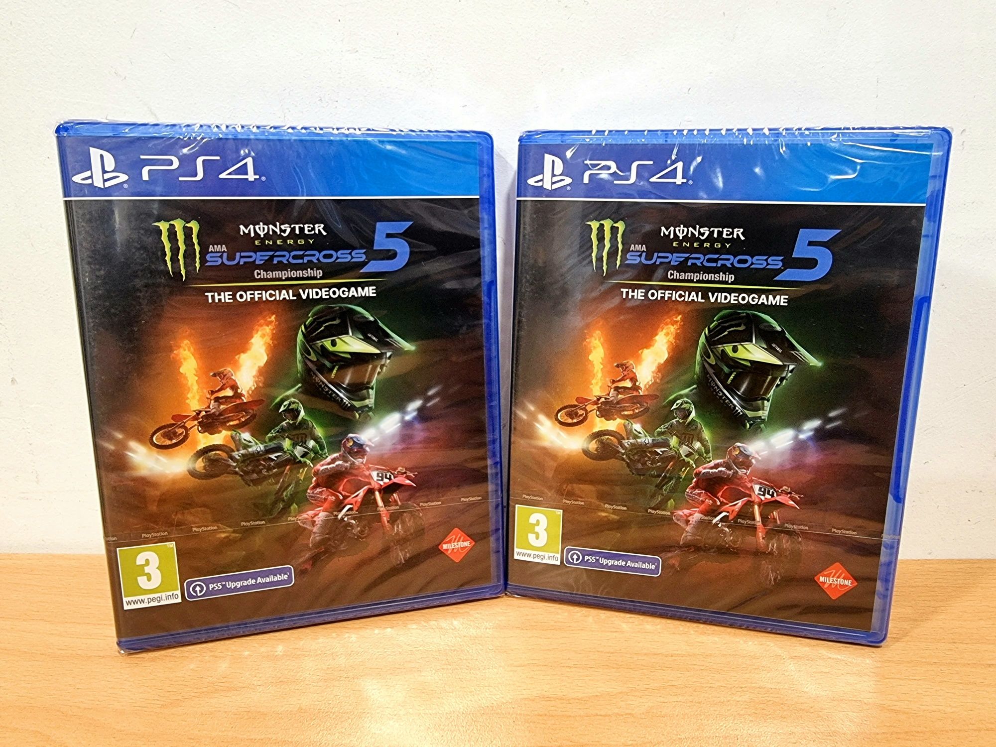 Чисто нова игра Monster Energy Supercross 5 за PS4