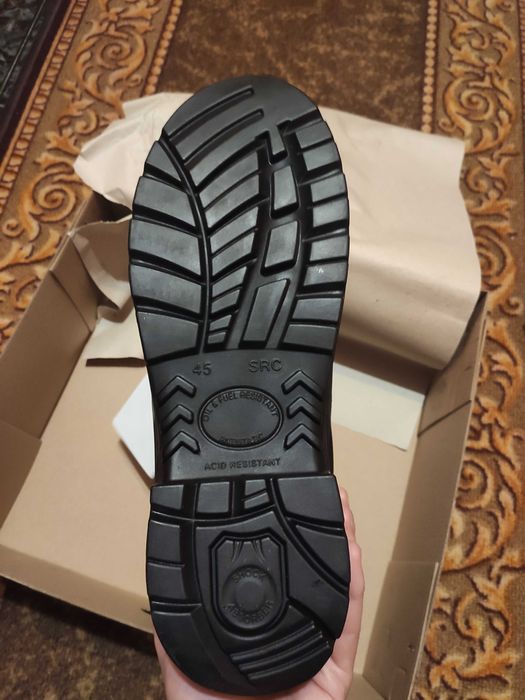 Чисто нови мъжки зимни кубинки