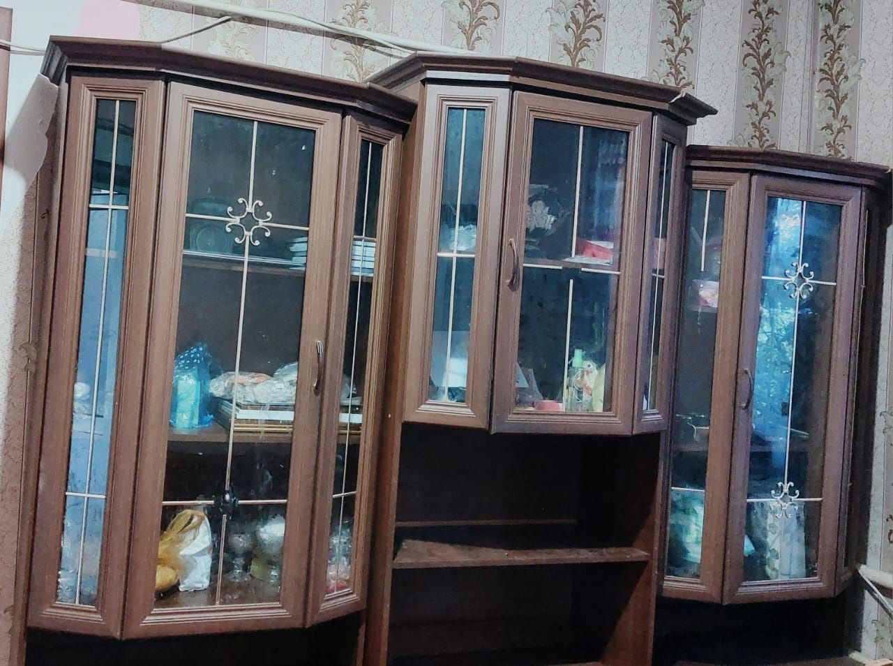 Стенка для посуды