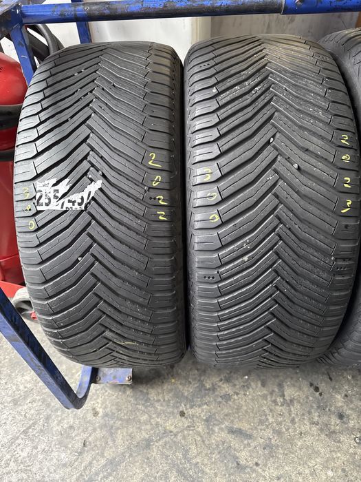 235/50/19 Michelin M+S