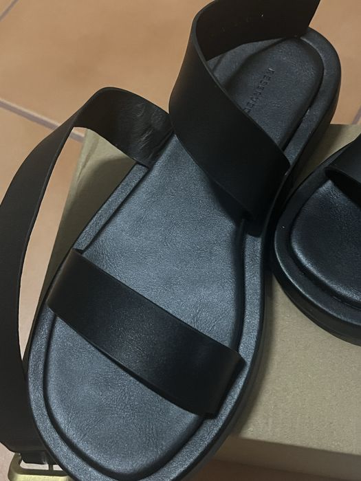 Vand sandale piele Reserved marime 36