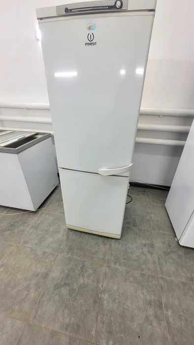 Продам холодильники