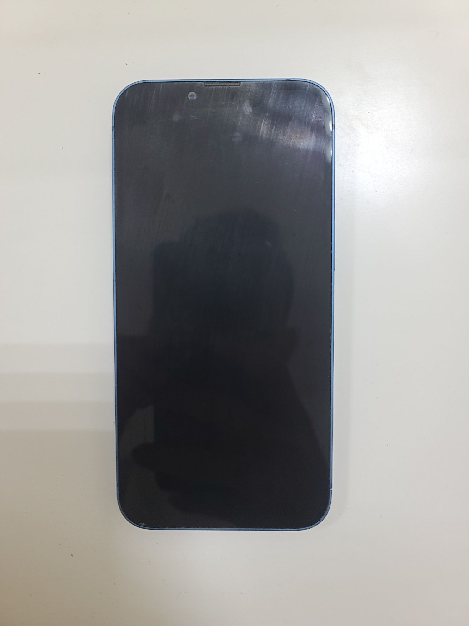 Iphone 13 sotiladi