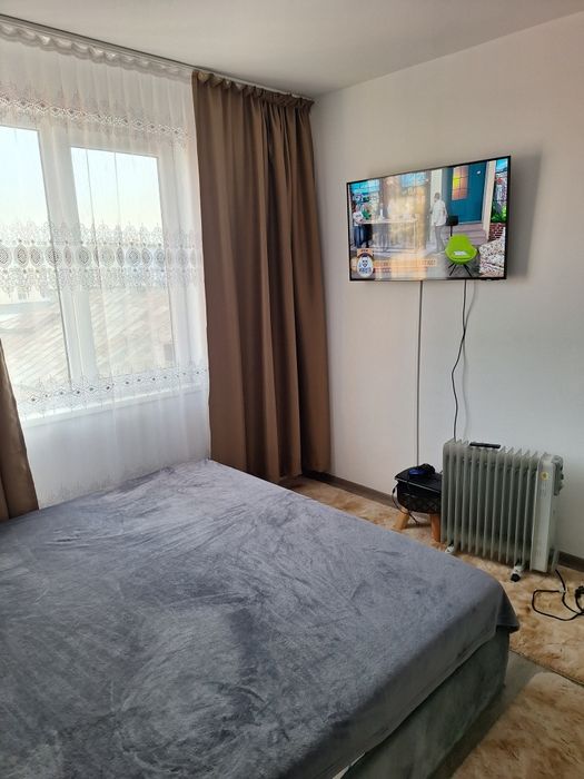 Vând apartament 2 camere 66.000 euro