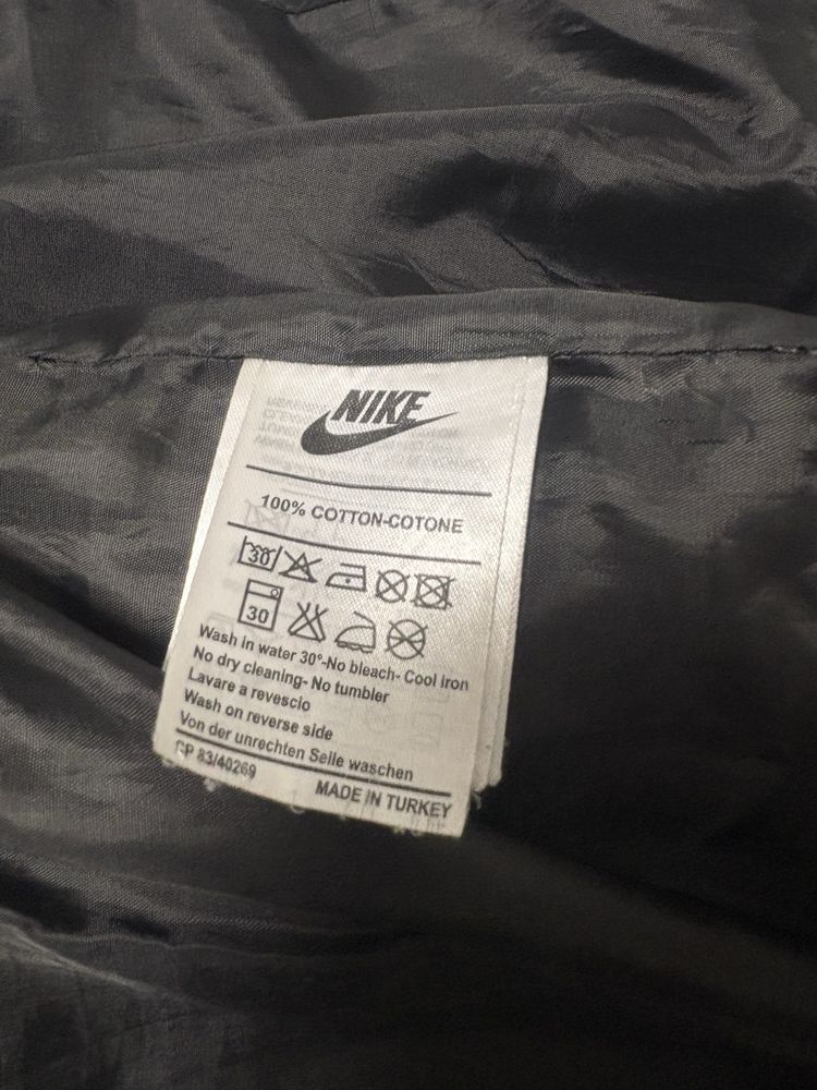 Nike дълго яке M размер