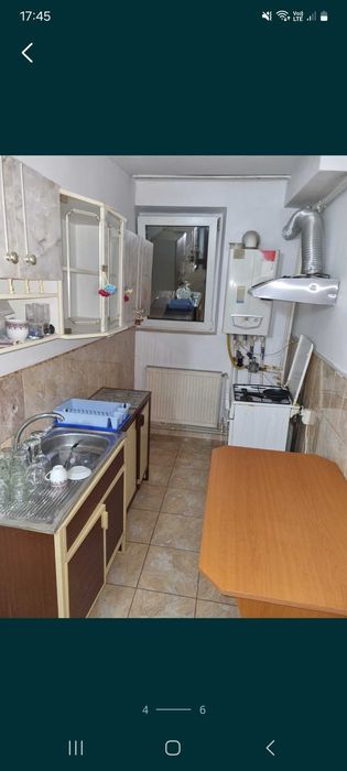 Închiriez garsoniera