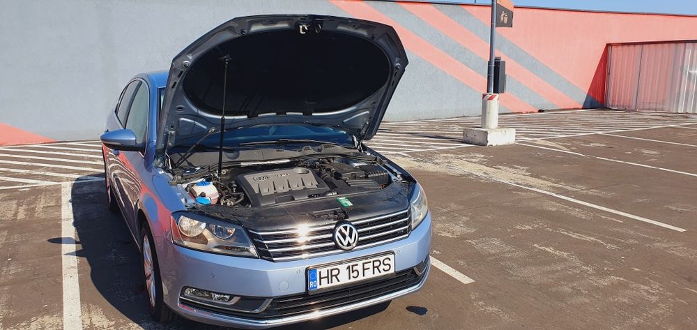 Volkswagen Passat B7 2012
Motor 2.0 TDI - 6+1 Trepte