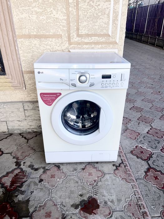 Продам стиральную машинку LG на 5кг рабочая