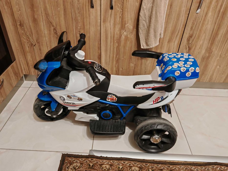 Акумулаторна мотор