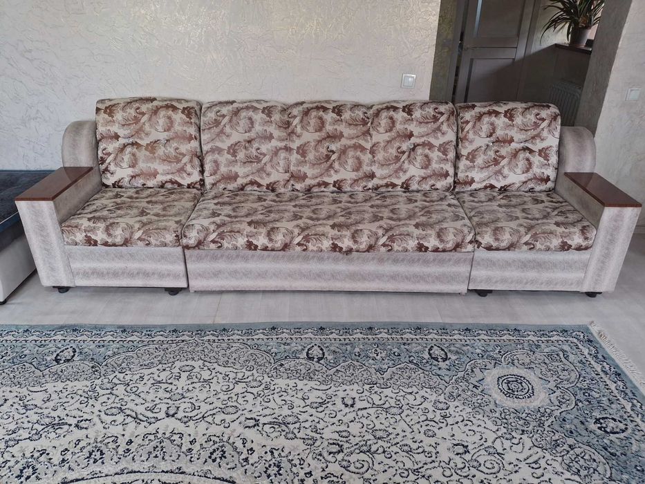 Диван + кресло в отличном состоянии