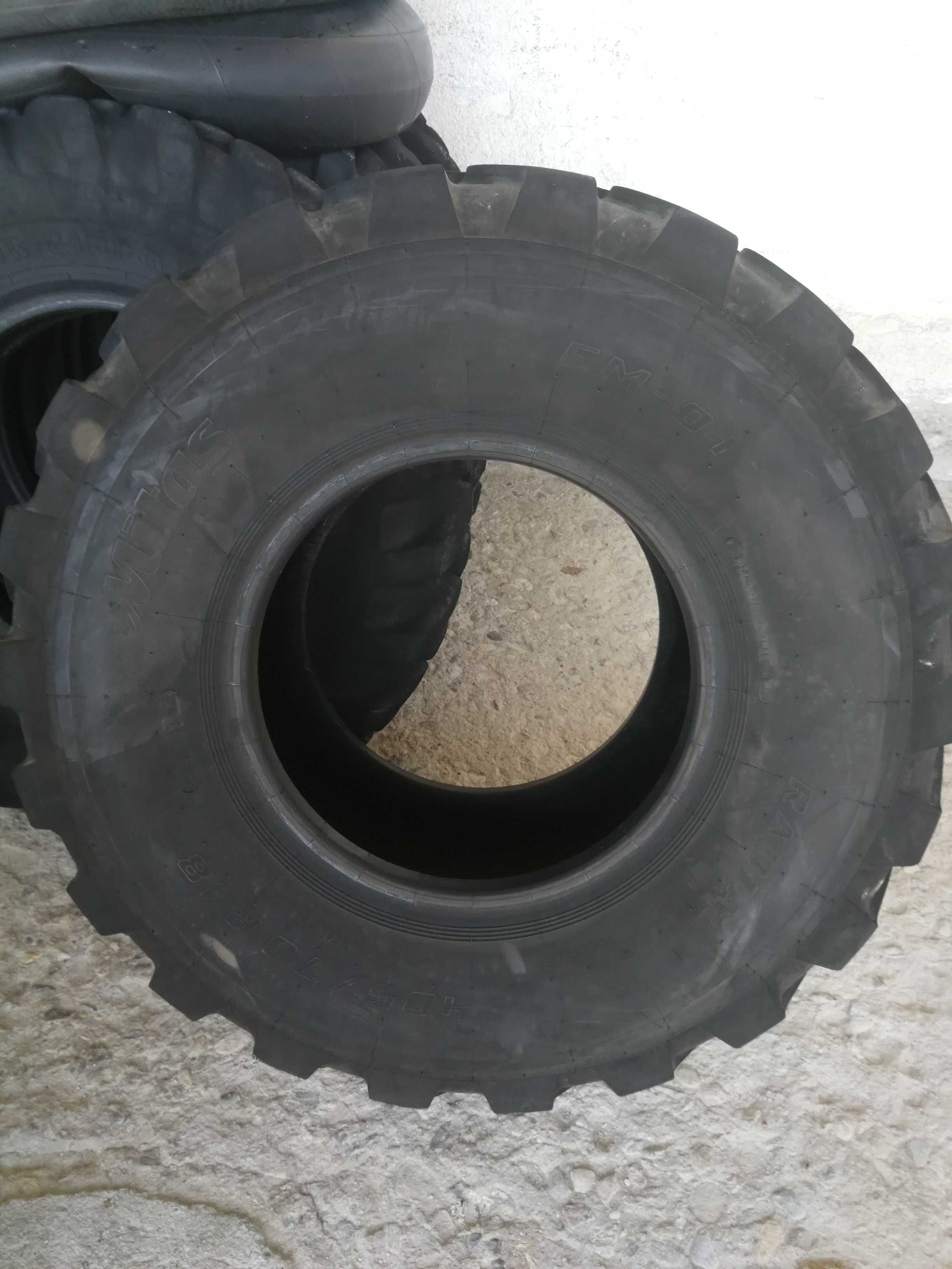 1 индустриална гума 405/70 R18 (16/70R18) Mitas EM-01 141B/153A2