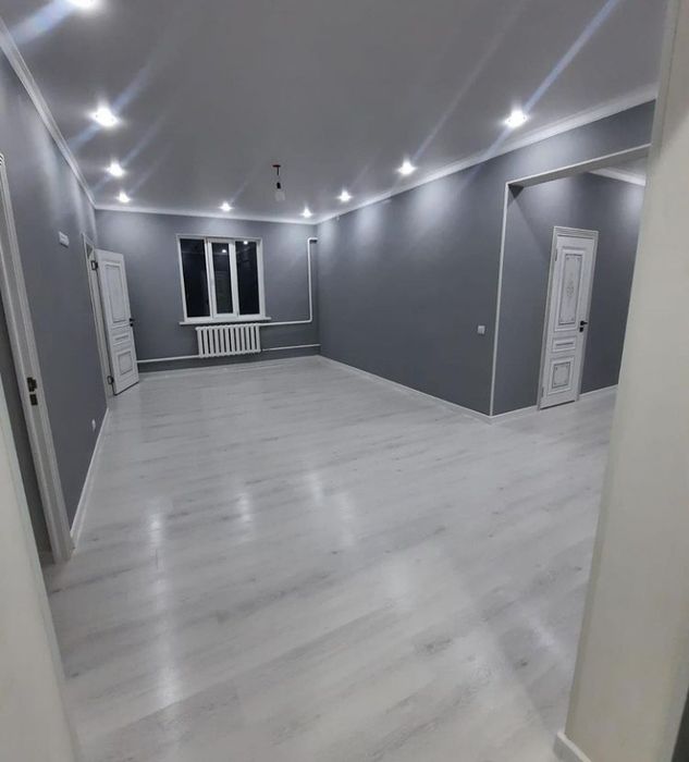 Поклейка обоев любой сложности