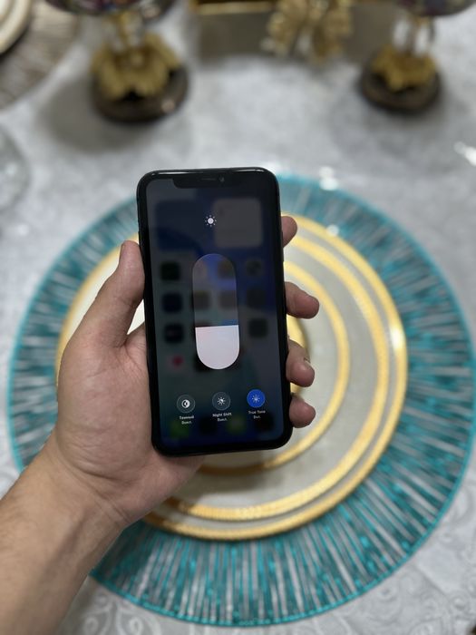 Iphone 11 iwlaw zor srocni