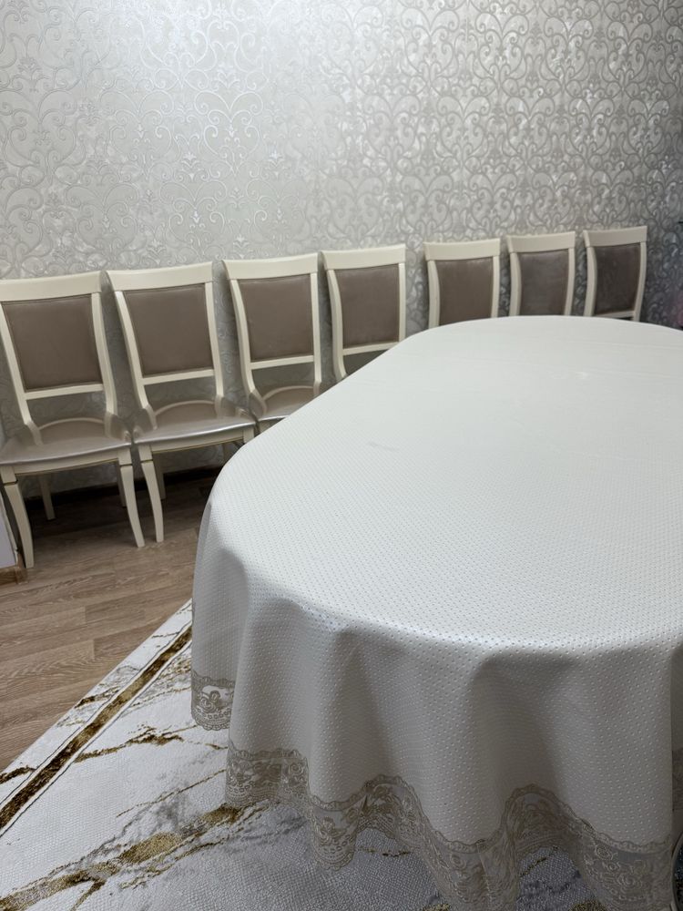 Продам Стол,Стулья,в идеальном состоянии,стол раздвигается
