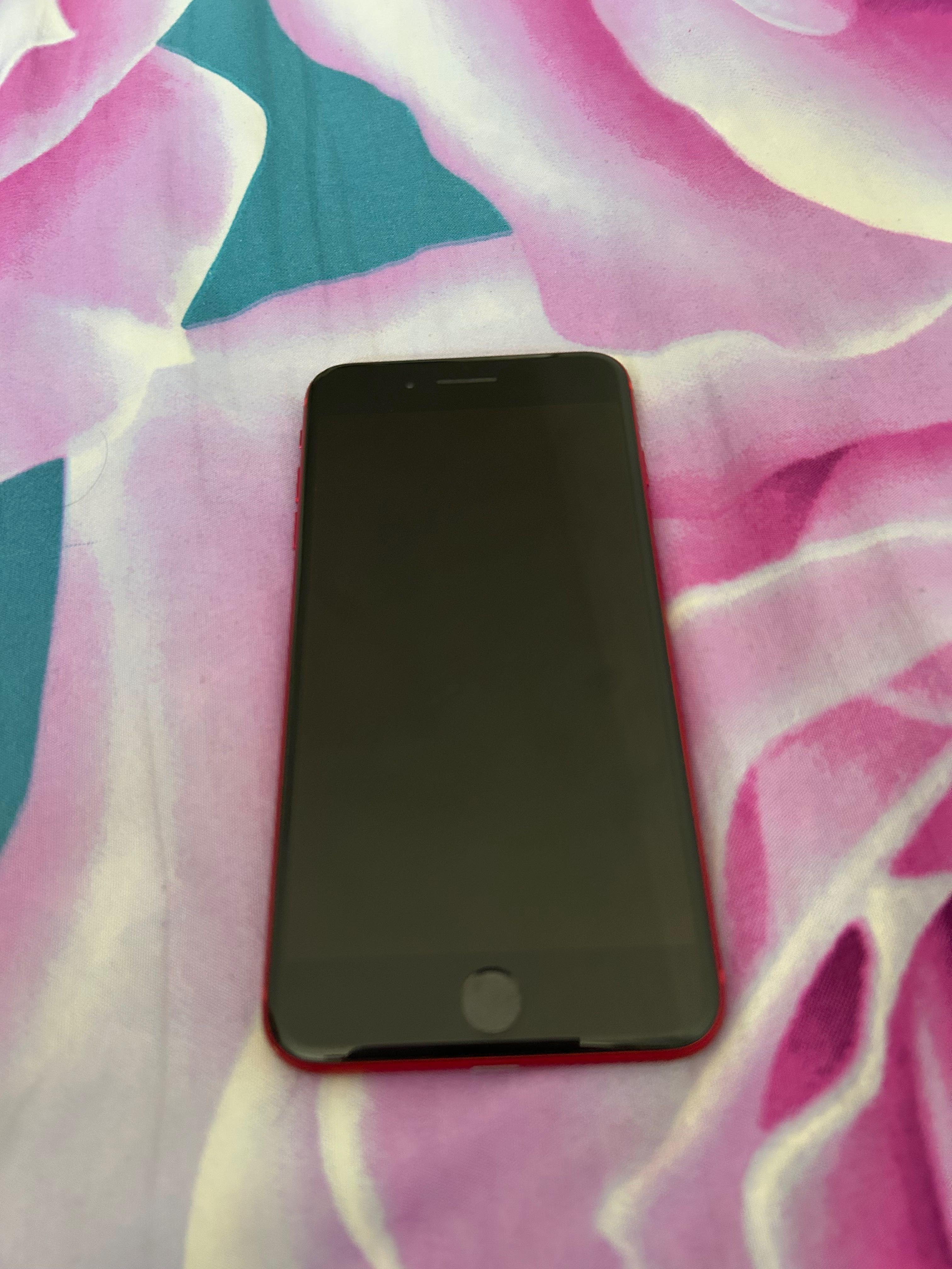 iPhone 8 plus 64 гб