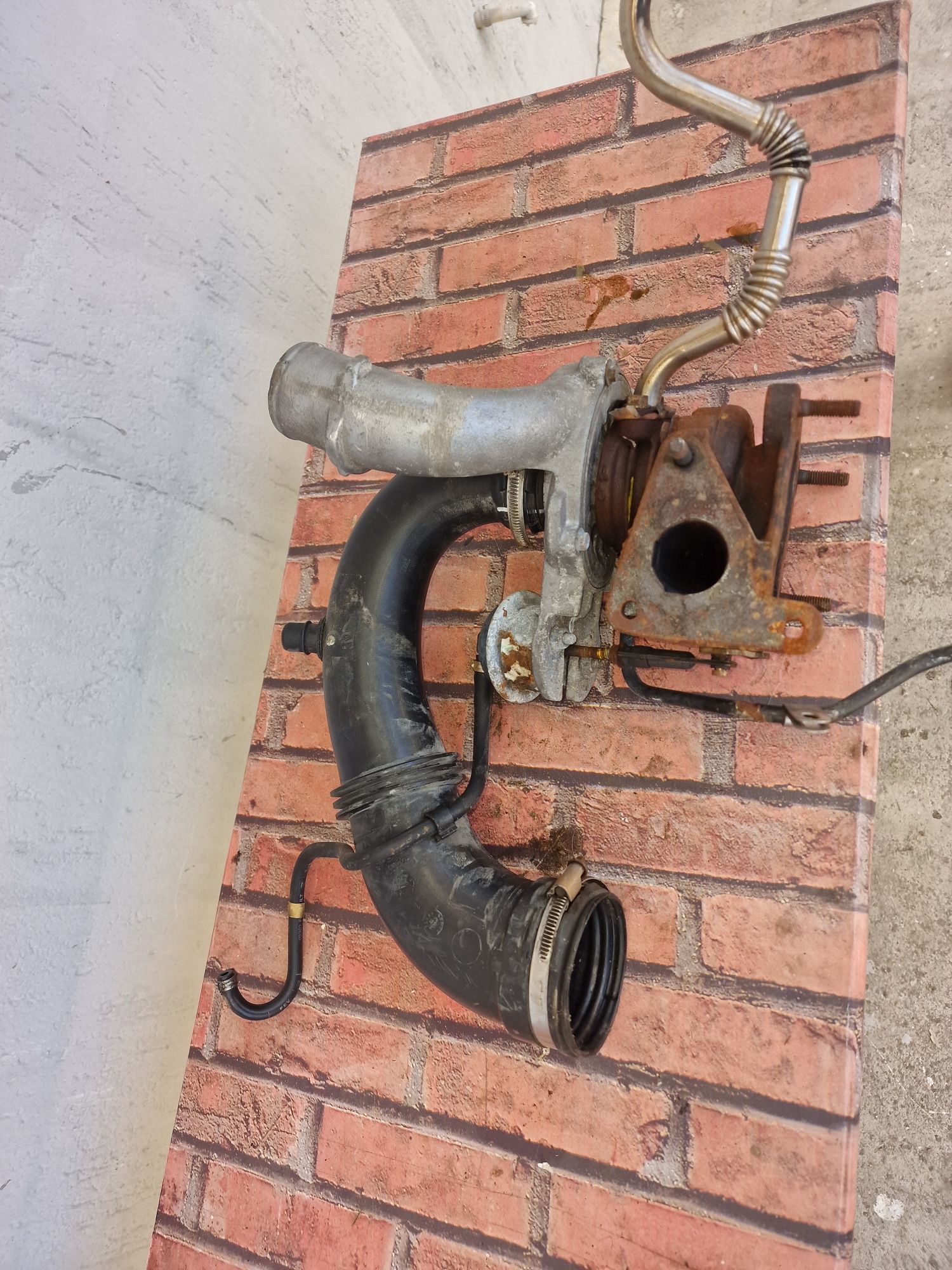 Turbo  suflanta motor 1.9 DCI