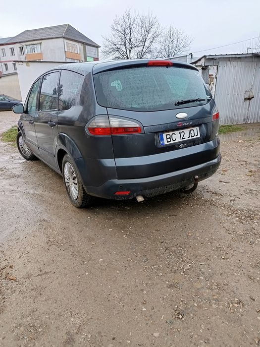 Vând Ford focus S-MAX