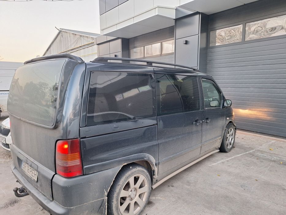 Vand doua Mercedes Sprinter și un Vito 112cdi automat 3400 euro