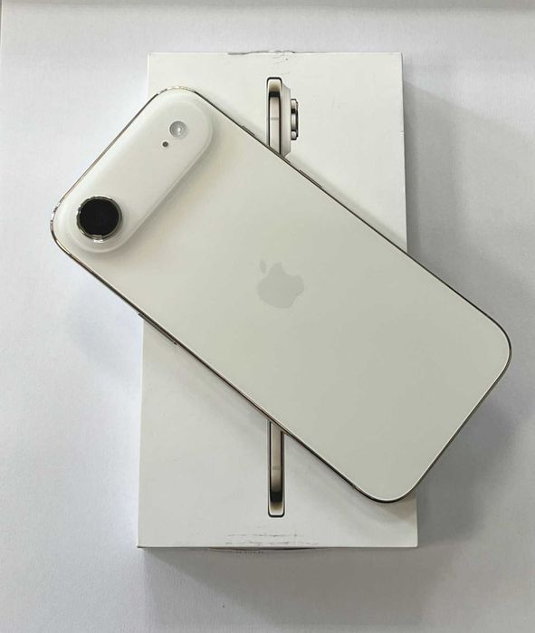 ***ЧИСТО НОВ*** iPhone Air 256GB