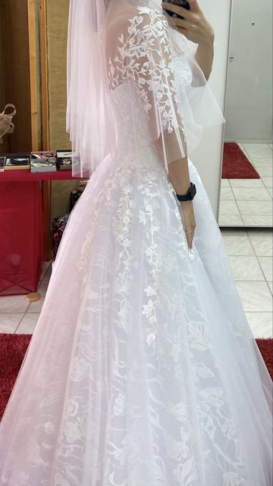 Rochie de mireasa din tul cu dantela