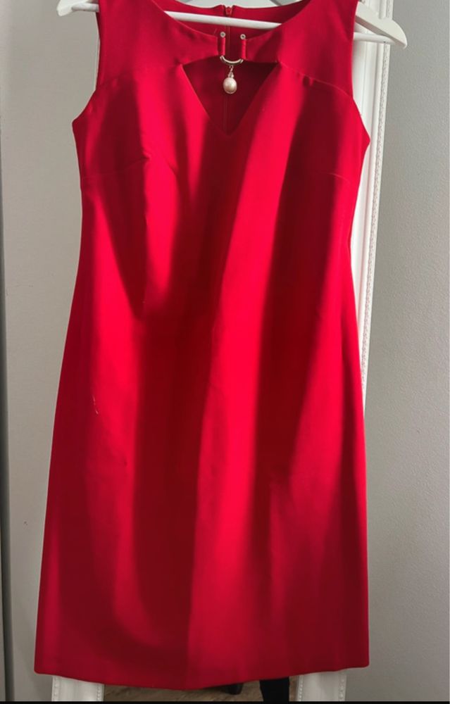 Rochie rosie superba